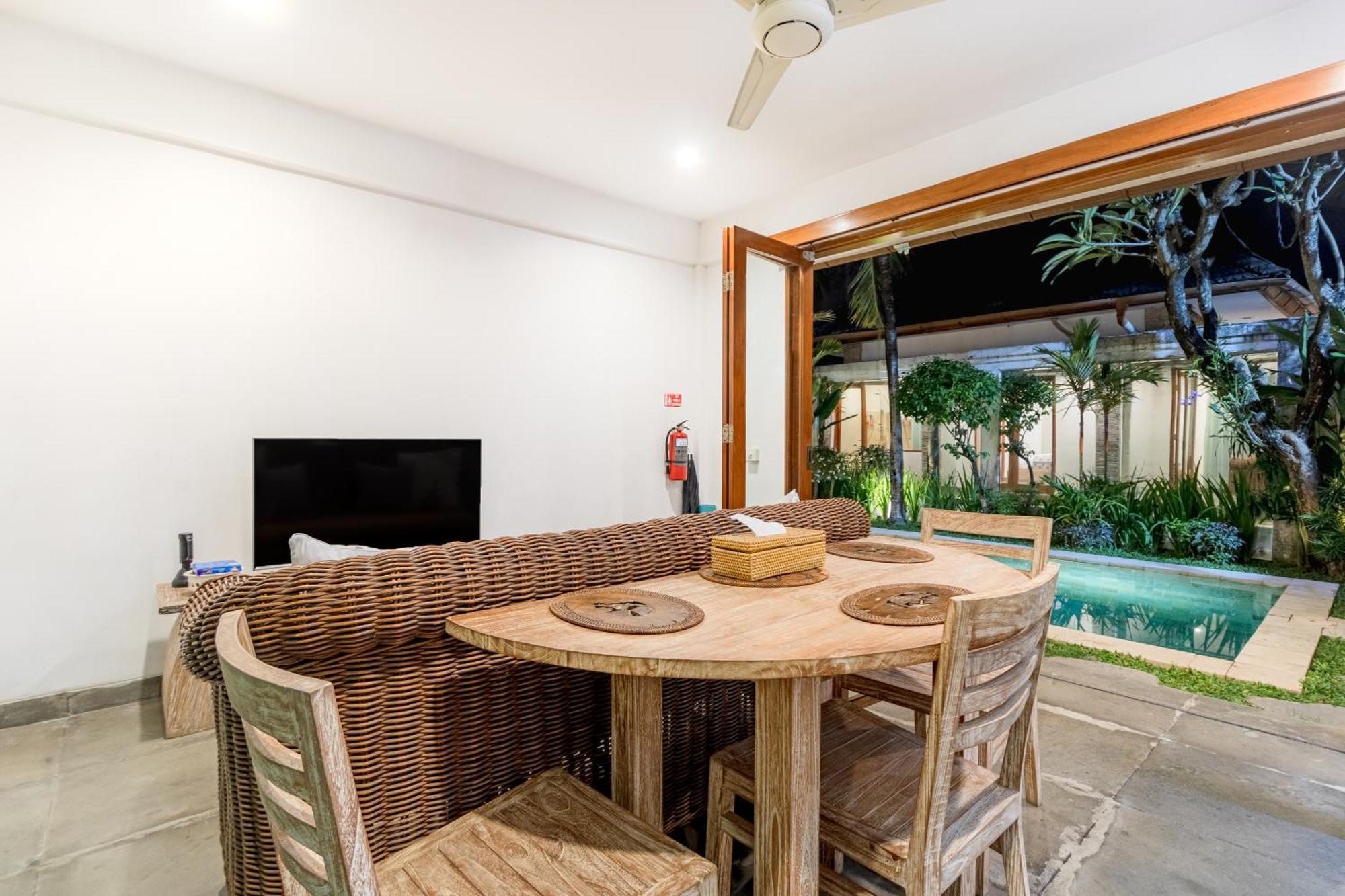 Two Lizards Beach Villas Sanur  Ngoại thất bức ảnh