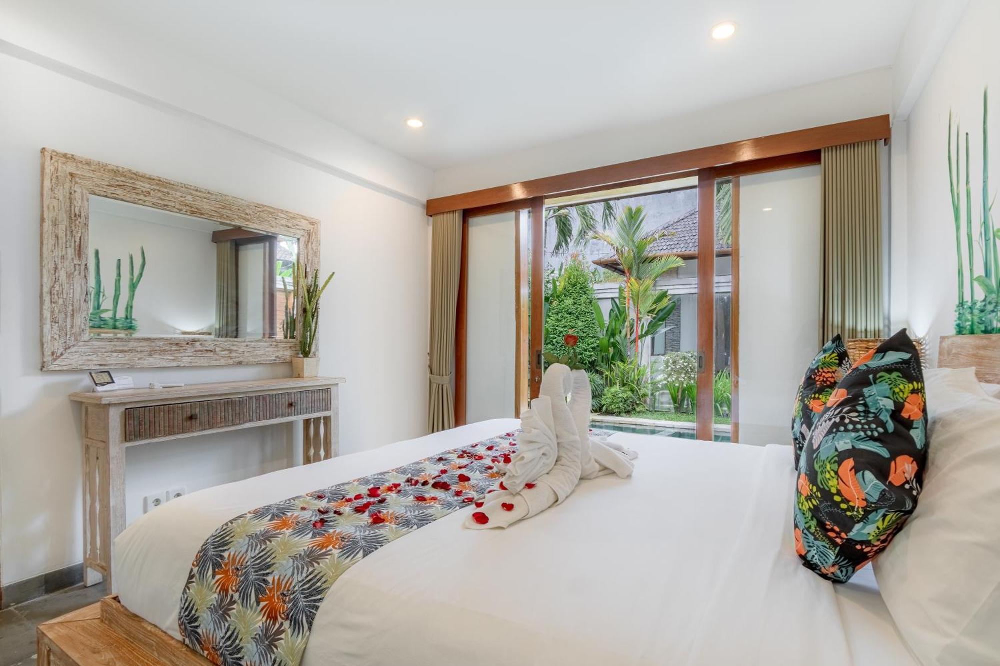 Two Lizards Beach Villas Sanur  Ngoại thất bức ảnh