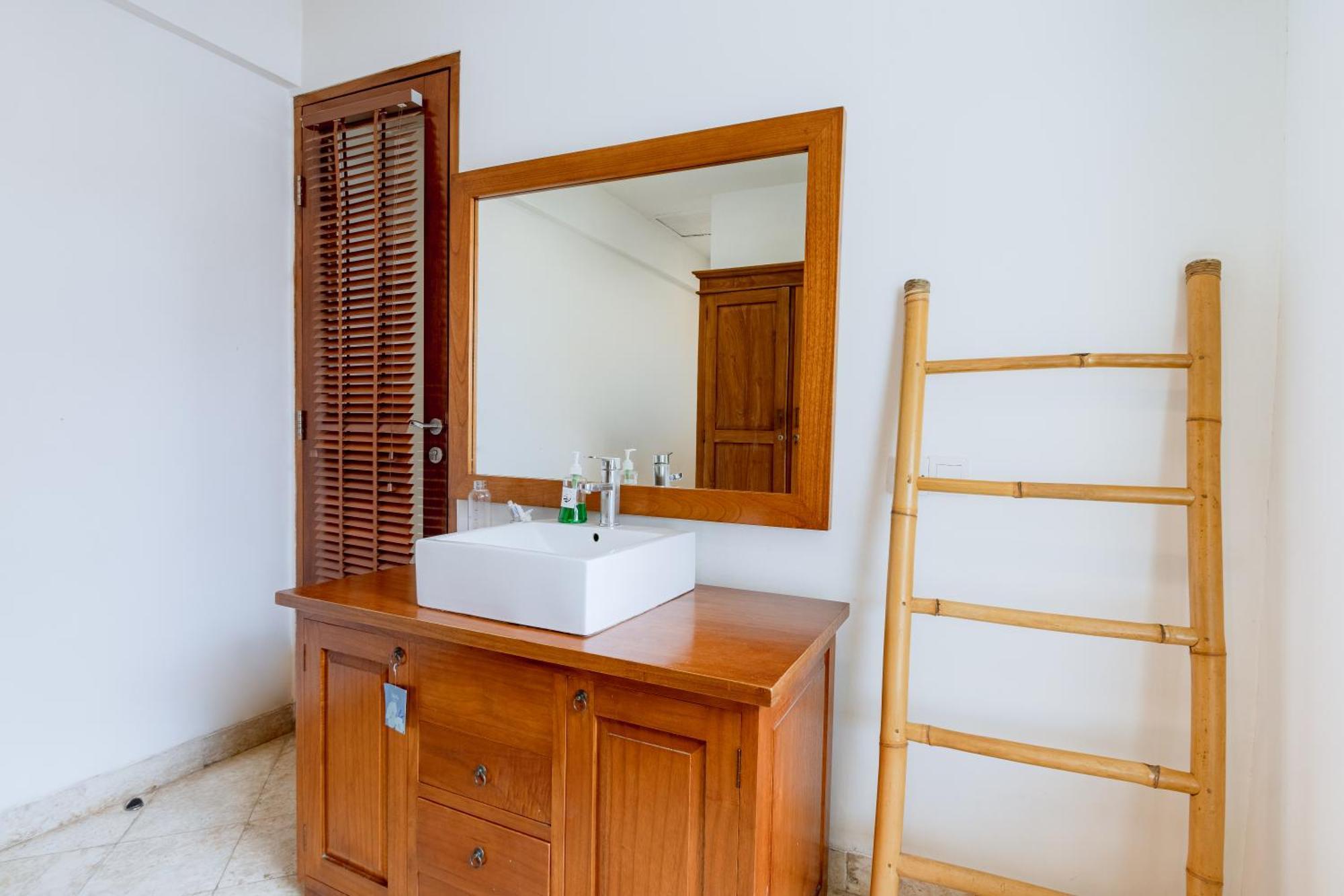 Two Lizards Beach Villas Sanur  Ngoại thất bức ảnh